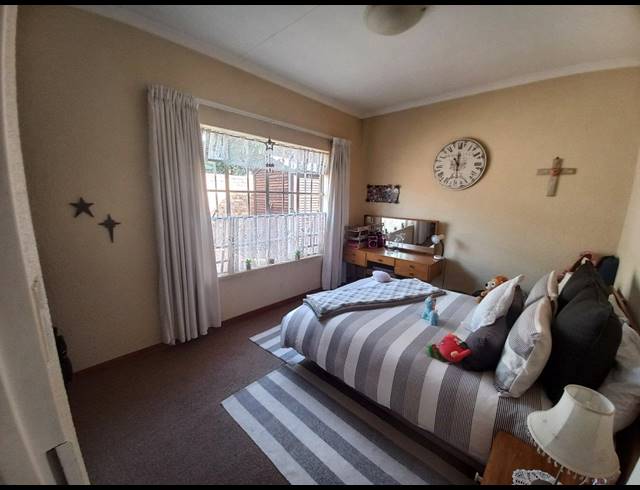 3 BEDROOM APARTMENT FOR SALE IN JORDAAN PARK